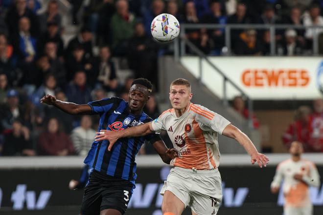 弱侧跑位可 弱侧跑位可