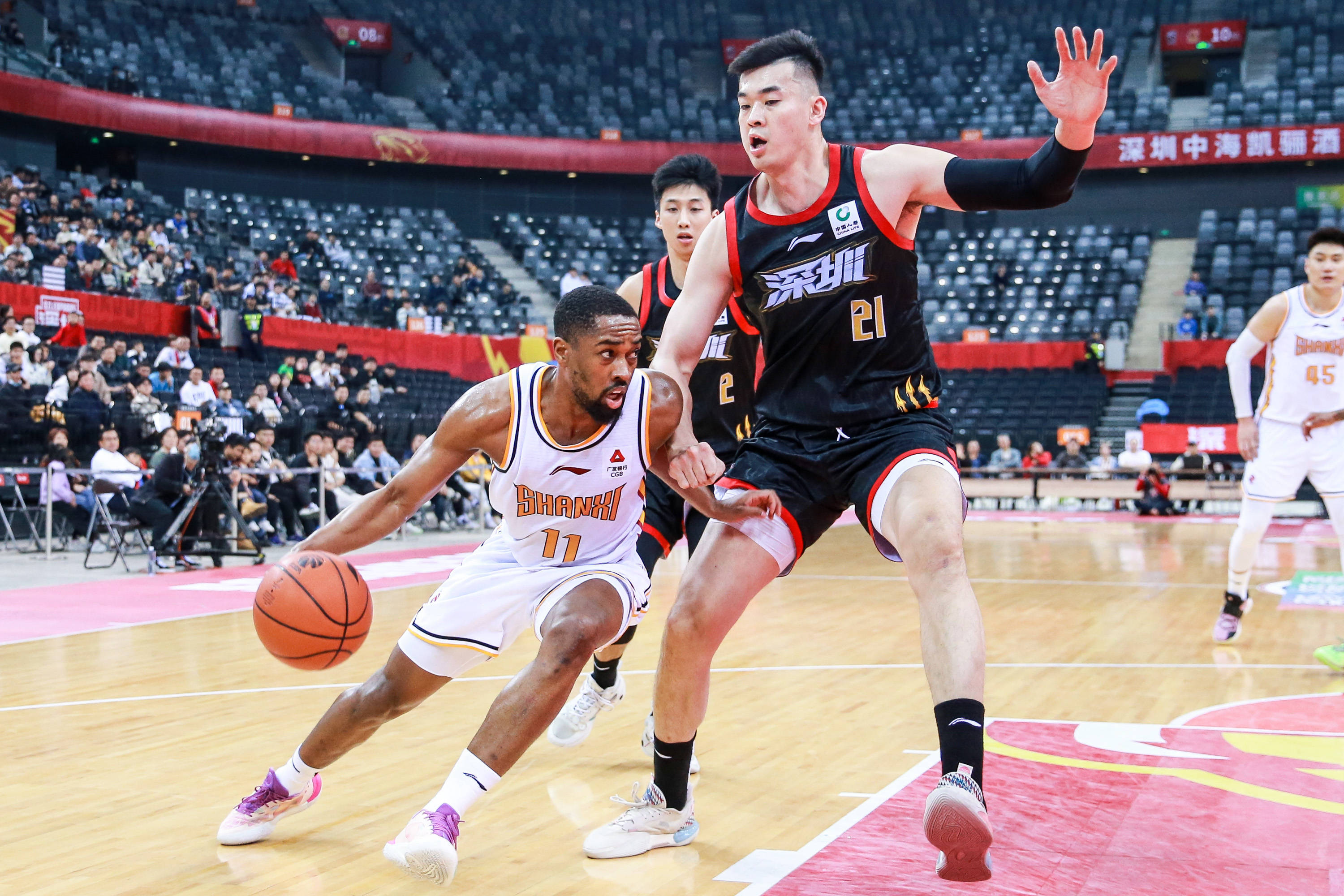 扑克为什么要控制情绪（为什么玩扑克需要控制情绪）
